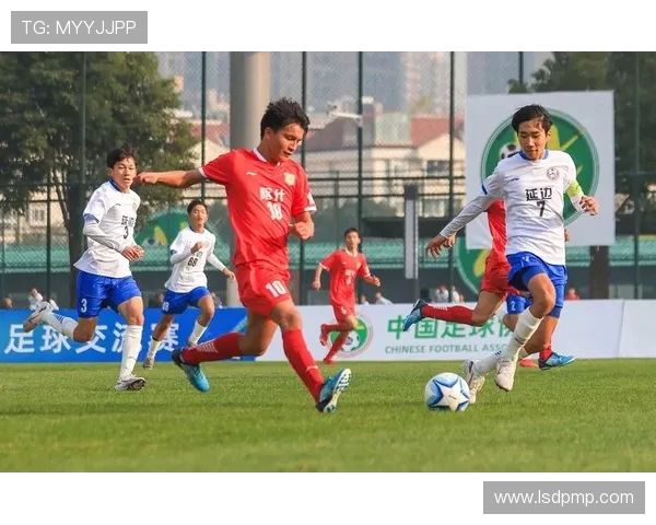 探讨现代足球战术演变与未来青训体系发展趋势在全球化背景下深度 探讨现代足球战术演变与未来青训体系发展趋势在全球化背景下深度