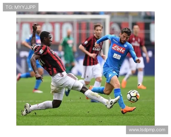 AC米兰迎强敌上演巅峰对决豪门之战再燃绿茵激情争锋时刻