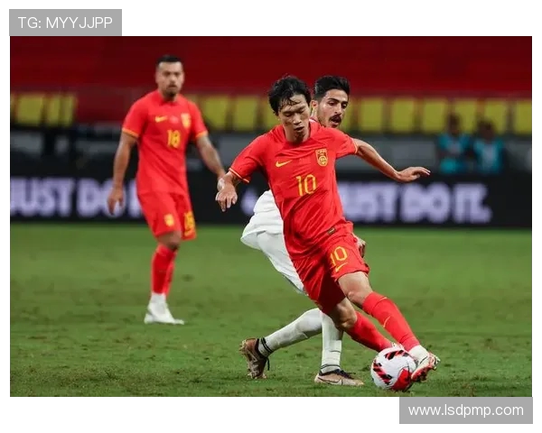 国足世预赛迎战不丹全力争胜期待精彩表现与进步 国足世预赛迎战不丹全力争胜期待精彩表现与进步